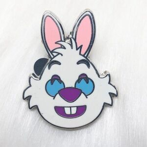 🔮 5/$25 Disney Alice in Wonderland White Rabbit Grin Emoji Pin